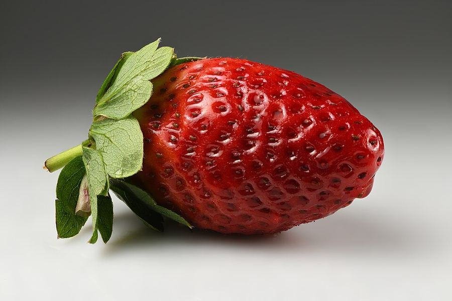 Strawberry / سٹرابیری